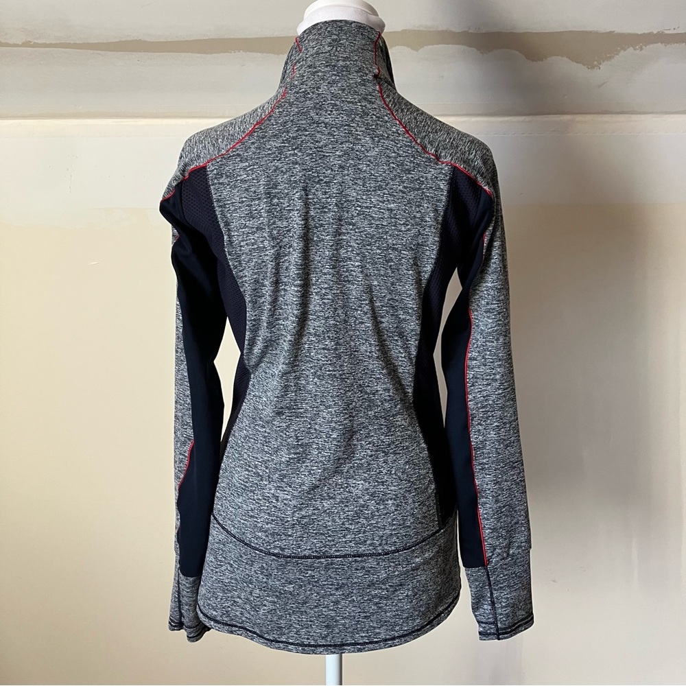 Athleta Running Wild Half Zip Heather Gray Lightweight Pullover size XS - Picture 5 of 8
